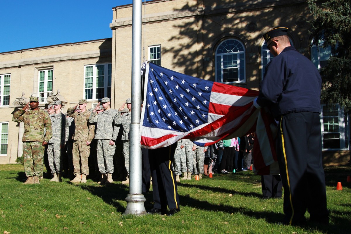 Students, Soldiers honor military veterans together | Article | The ...