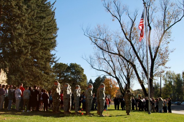 Students, Soldiers honor military veterans together