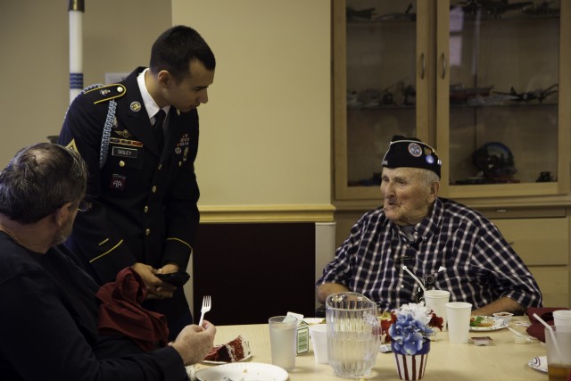 Polar Bears Soldiers honor Veterans