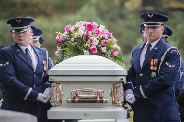 Maureen O'Hara buried at Arlington National Cemetery