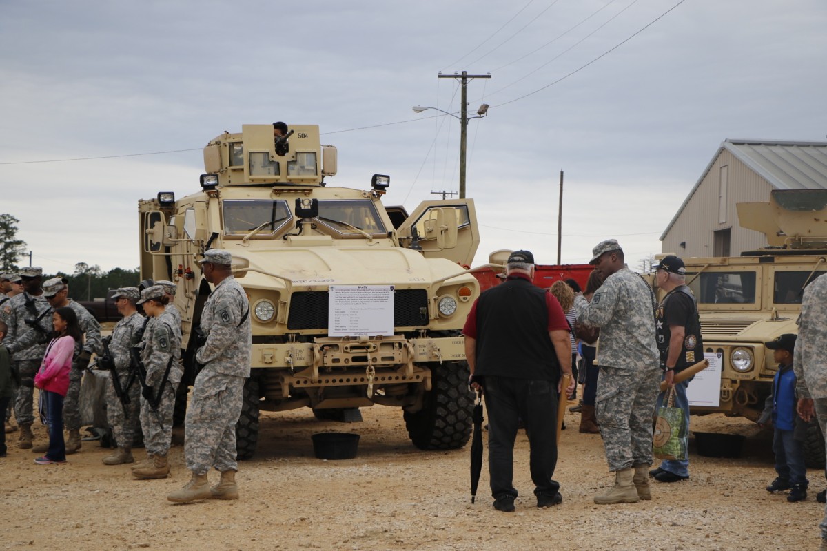 JRTC Ops Group hosts 'box' tour and Tiger Land return Article The