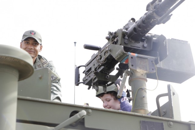 JRTC Ops Group hosts 'box' tour and Tiger Land return