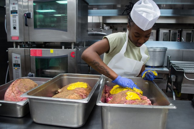 7th Group Culinary Specialists Prepare Thanksgiving Meal