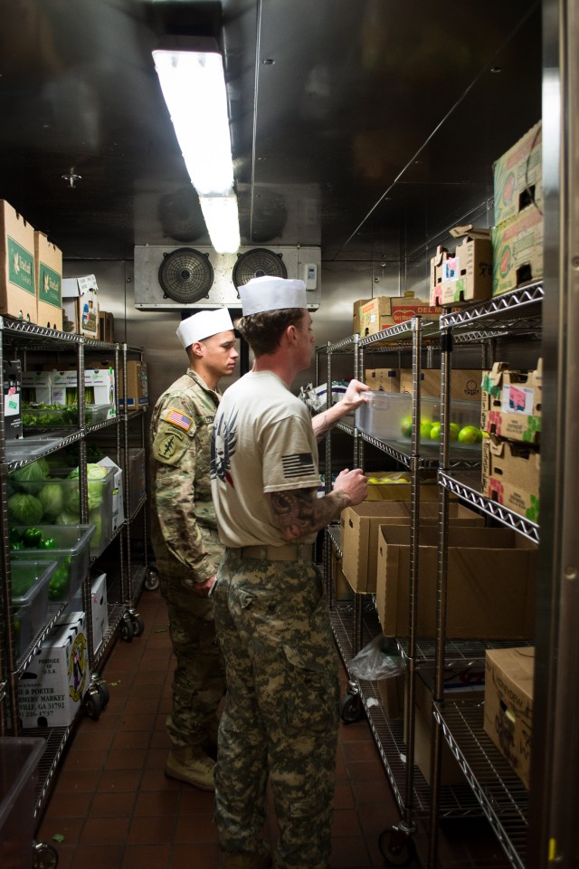 7th Group Culinary Specialists Prepare Thanksgiving Meal