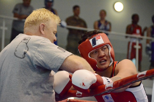 BOSS Boxing Smoker