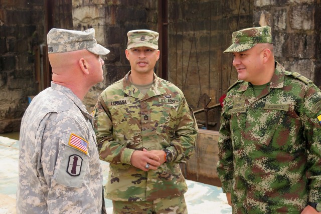 Colombian army engineers view South Carolina flood response