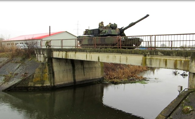 3rd ID executes low-water crossing in Romania