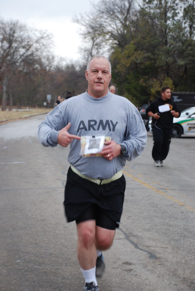 Honor run reveres fallen Soldiers, Gold Star families | Article | The ...