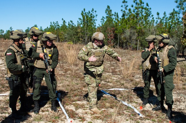 Security partnership strengthens as US Special Forces, Colombian Junglas train in Florida