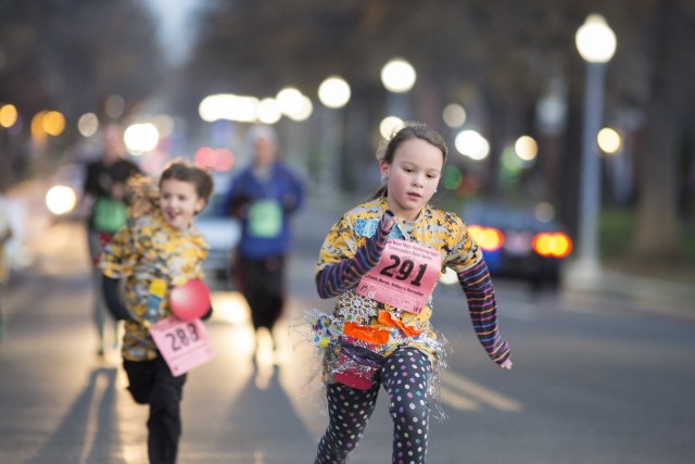 Ugly Sweater 5K participants work up a sweat in hideous fashion