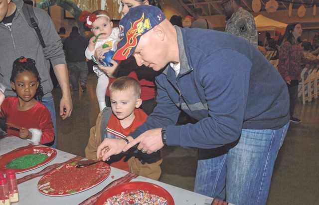 Post holiday event helps Families walk through 'winter wonderland'