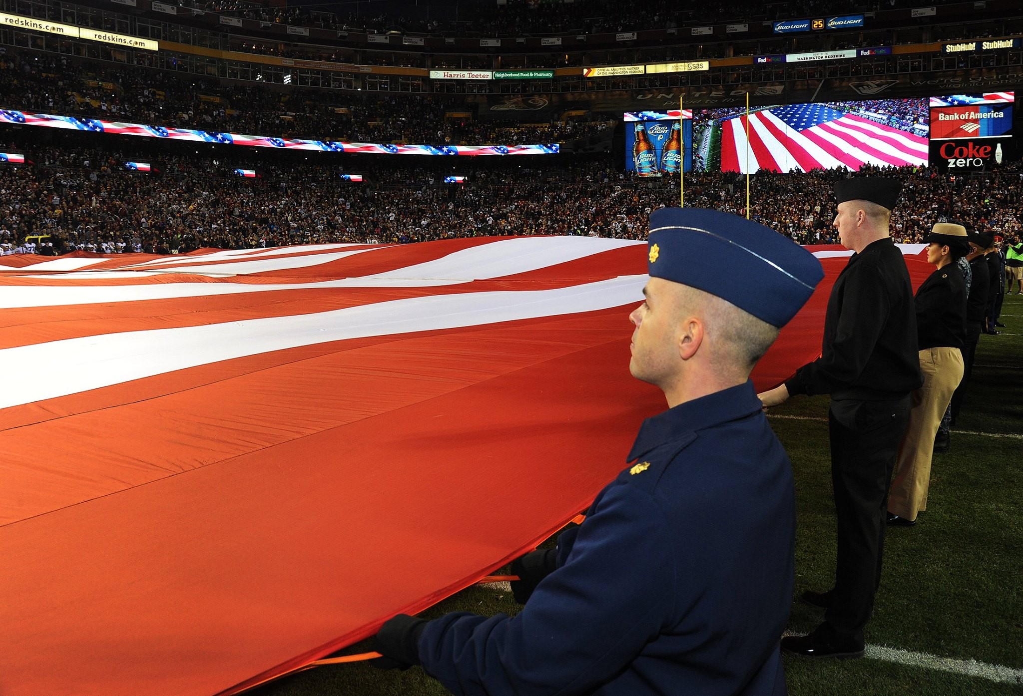 Photos: Salute to our heroes! Dallas Cowboys honor service members