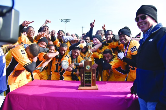 The Army dominates the Navy at the 2015 flag football match