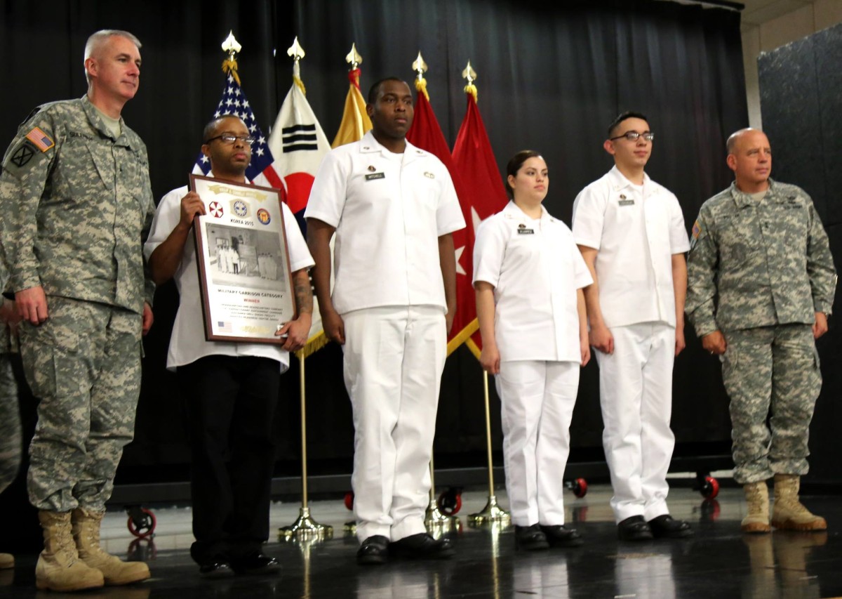 19th ESC Soldiers Receive Combined Logistics Excellence Award | Article ...