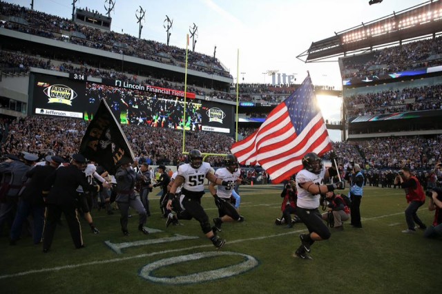 Young Army team drops first-half lead to Navy