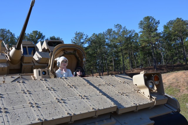 Fort Benning Multi-gun Challenge gives public glimpse of Army training