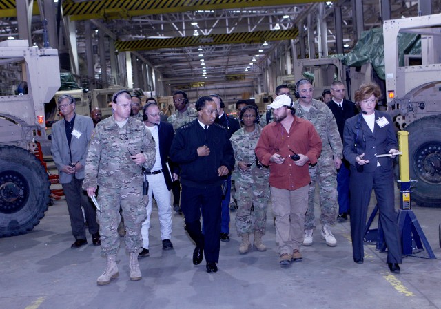 Red River hosts top AMC, TACOM leaders for depot assessment