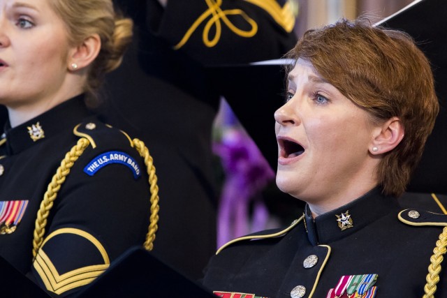 JBM-HH sings its way into Advent season