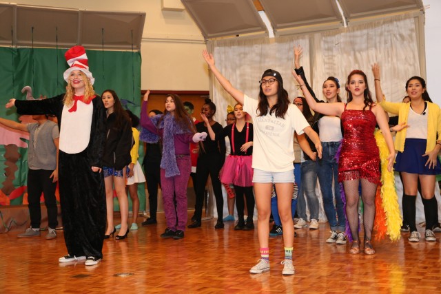 ZAHS students take stage with 'Seussical'
