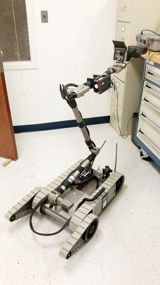 Army technology team helps field robot