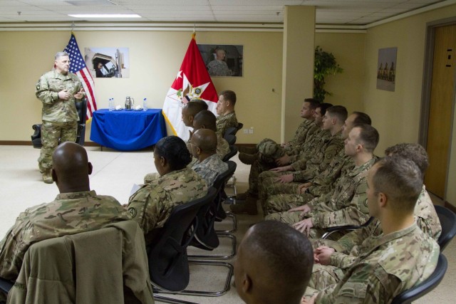 Milley, Dailey focus on leader development with US Army Central