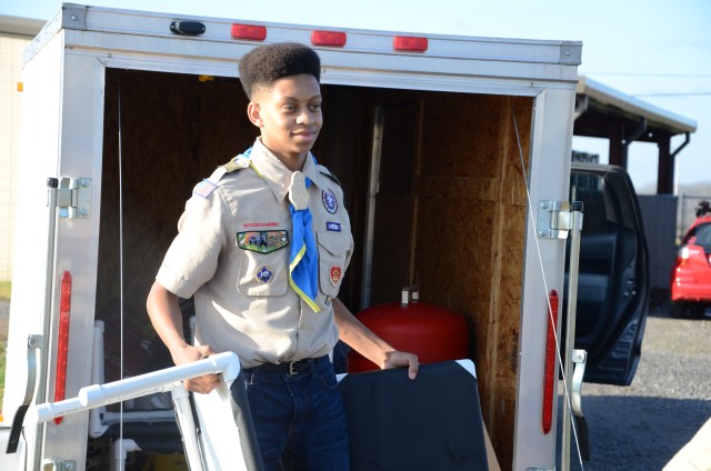 Positive Impact: Teen assists animal shelter for Eagle Scout project