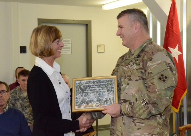 4th ID thanks Baumholder community in awards ceremony