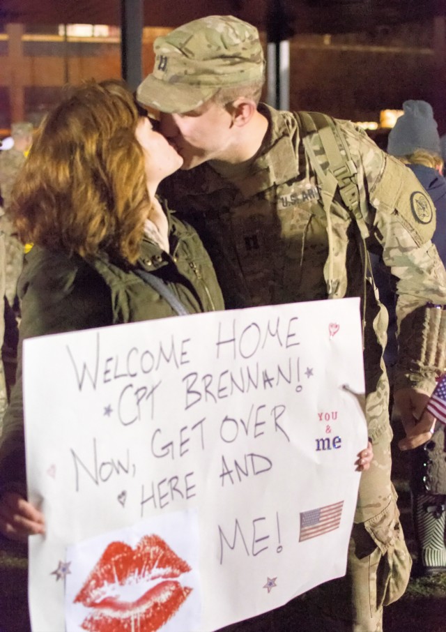 Capt. Michael Brennan shares a moment with his wife Jessica at 3rd CR welcome home