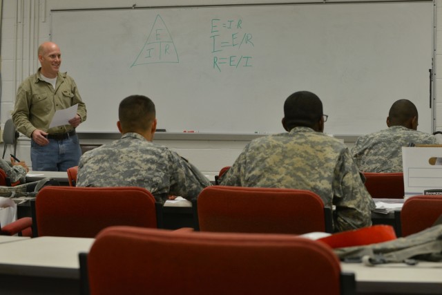 Army graduates 1st 'Rail Ranger' class