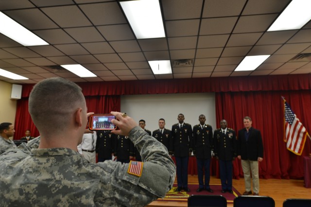 Army graduates 1st 'Rail Ranger' class