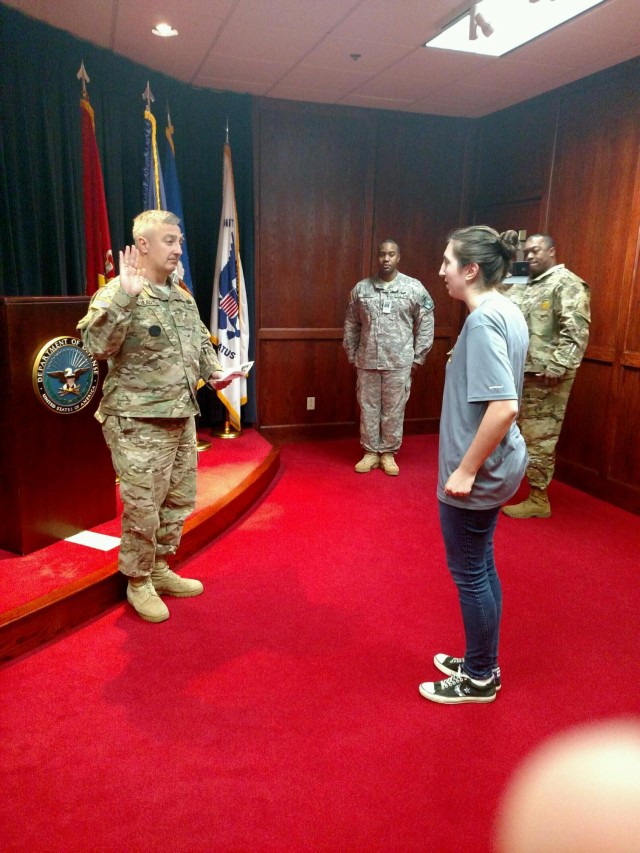 Warrant officer, daughter continue tradition of military service