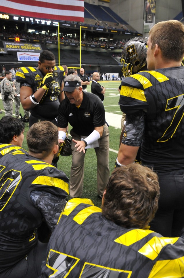 US Army holds All-American Bowl in San Antonio