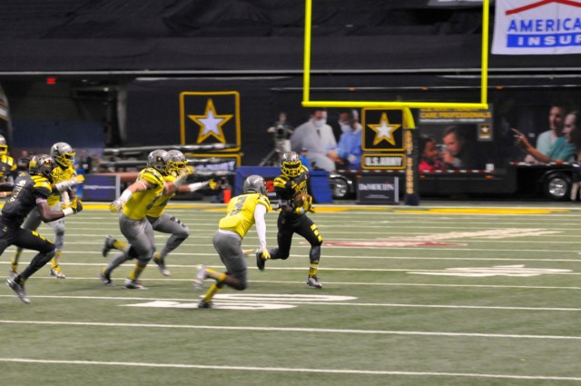 US Army holds All-American Bowl in San Antonio