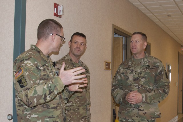 Maj. Gen. Tempel visits Ft. Irwin to talk to WACH, NTC Soldiers and families