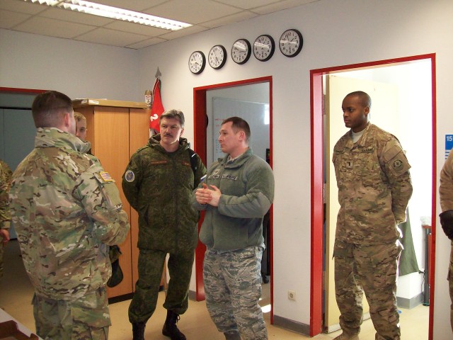 Russian inspection team observes US training, capabilities