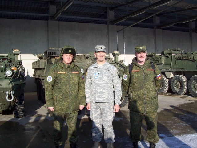 Russian inspection team observes US training, capabilities