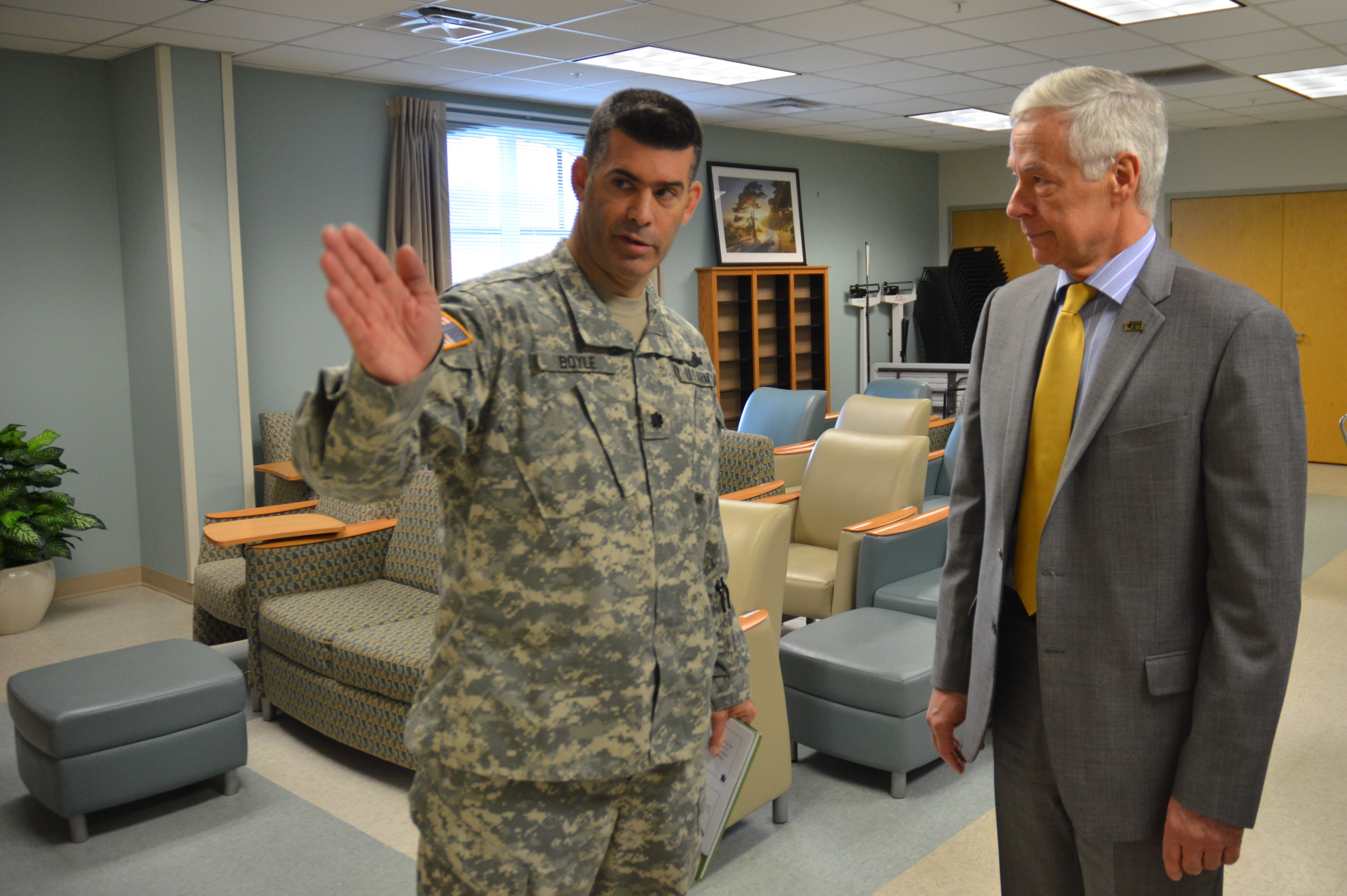 Assistant Secretary of Labor visits Fort Stewart Warrior Transition ...