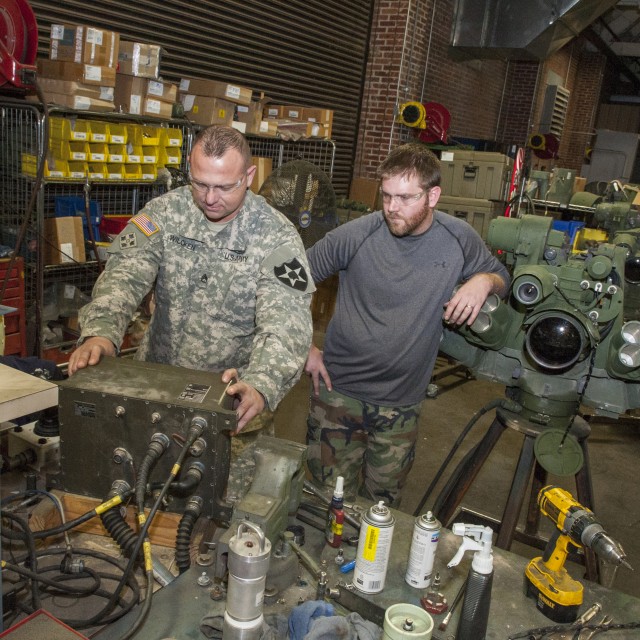 7th ID Soldiers receive Stryker training at ANAD