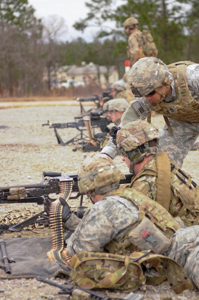 White Falcons Host Machine Gun Leaders Course