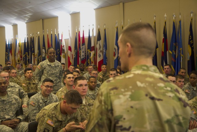 Dailey inspires new generation of Soldiers