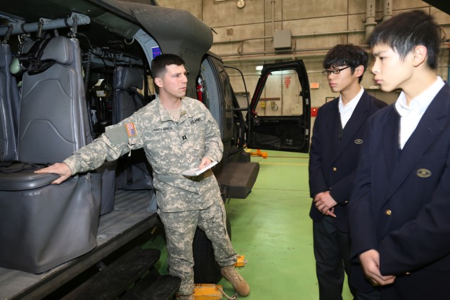 Japanese students participate in job shadow program