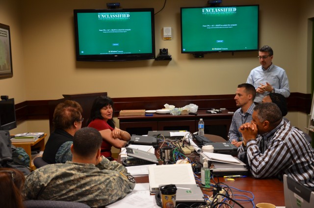 USTRANSCOM and SDDC instructors provide contracting and scheduling training