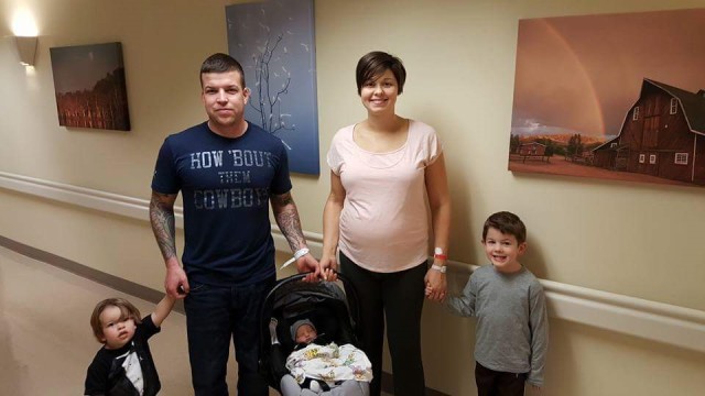 Spending time with newborns important, Soldiers say