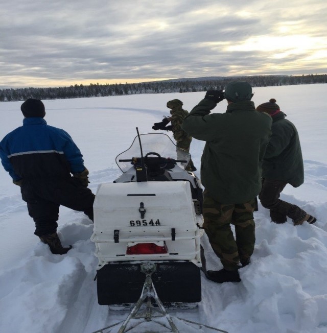 Riggin' awesome: 5th QM Soldiers coach Norwegian troops on cost-effective aerial delivery ops