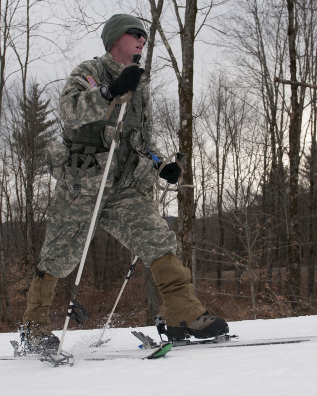 Soldiers conduct biathlon exercise during mountain skills training