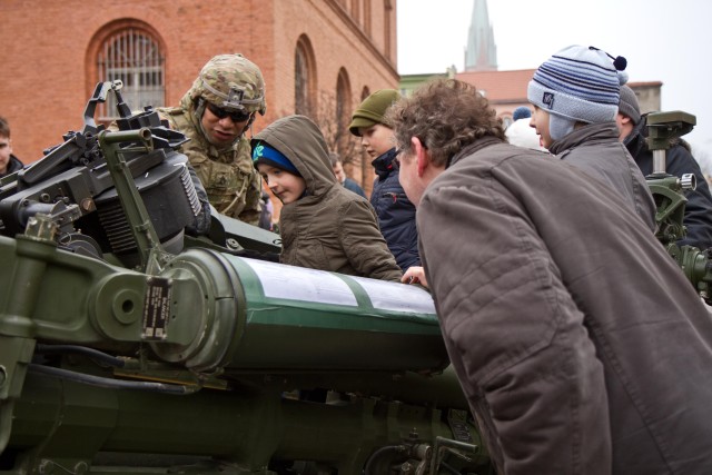 Soldiers spend day in Poland during Exercise Freedom Shock