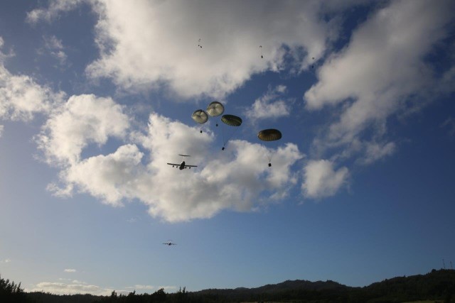 25th Sustainment Brigade validates 'Water in a Box' airdrop capabilities during Lightning Forge