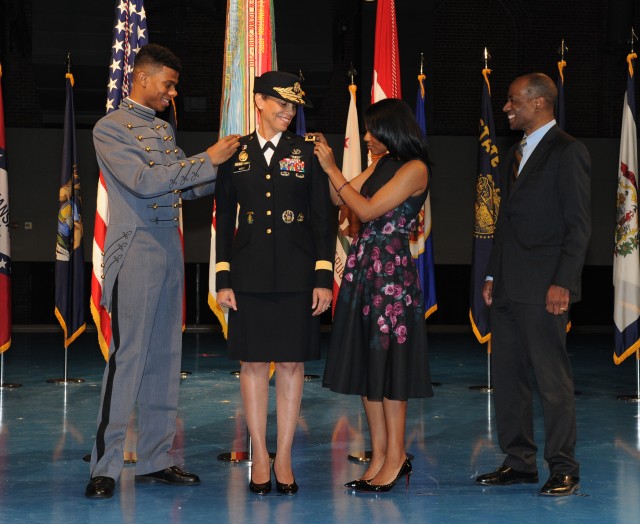 Army surgeon general receives third star