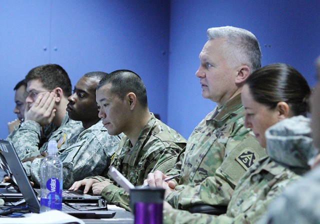 Silver Siege Officers train to transition separating officers, chiefs to Guard, Reserve