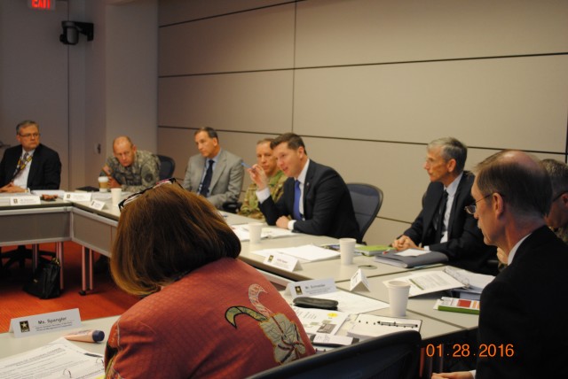 US Army senior leaders attend business seminar